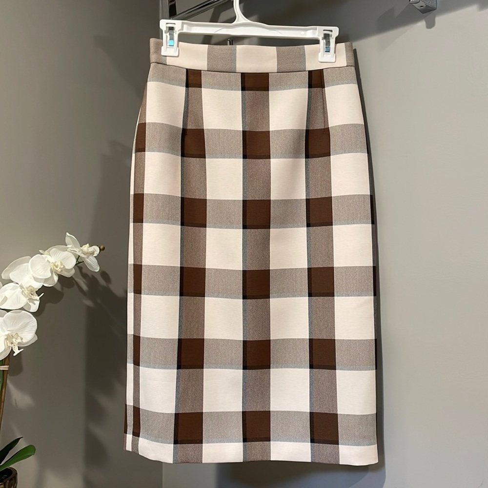 NWOT GORGEOUS PENCIL SKIRT - Picture 2 of 14